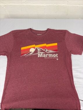 Marmot Maroon Short-Sleeve Graphic Tee with Sunset Stripes